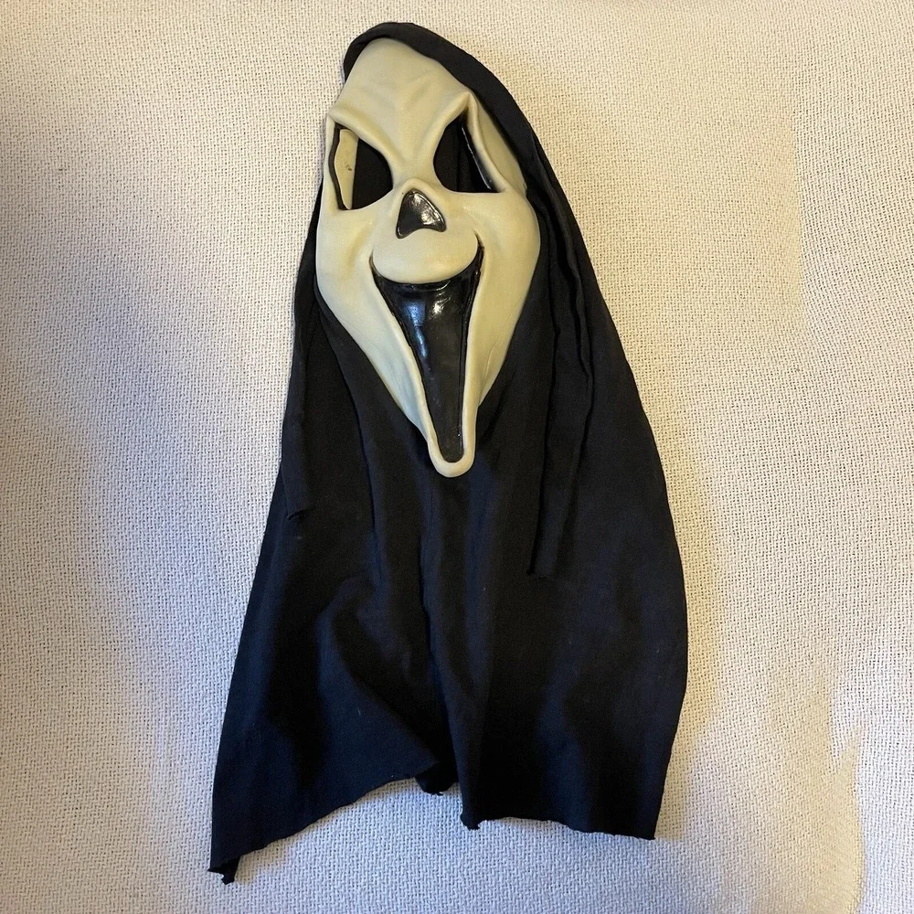 Scream Ghostface Hooded Evil Smiling Mask Fun World Div Glow In The Dark Vintage